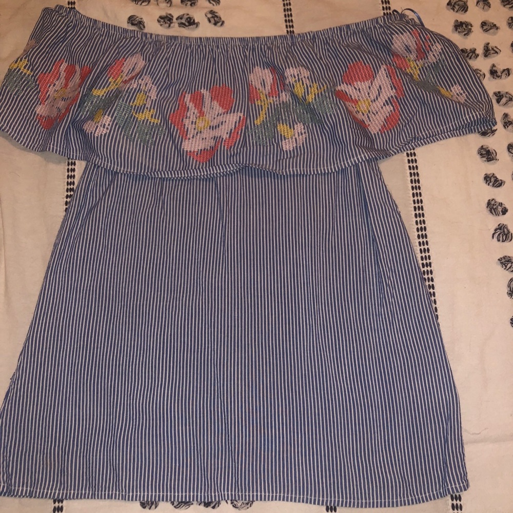 Off shoulder top